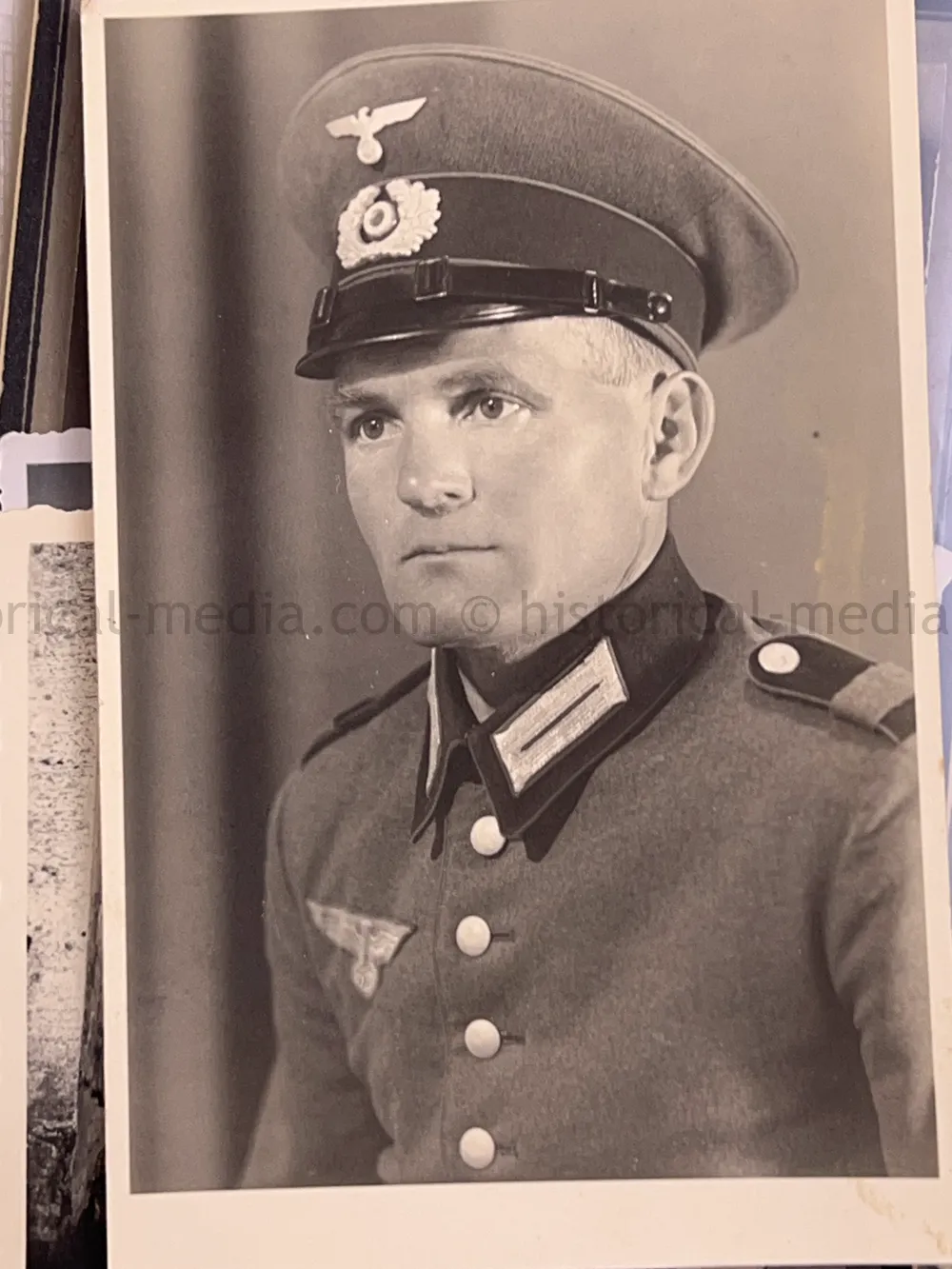 VERY NICE GERMAN LUFTWAFFE PHOTO ALBUM - "BLUE DIVISION" SPANISH DELEGATION TO ITALY - MACKENSEN SIGNATURE