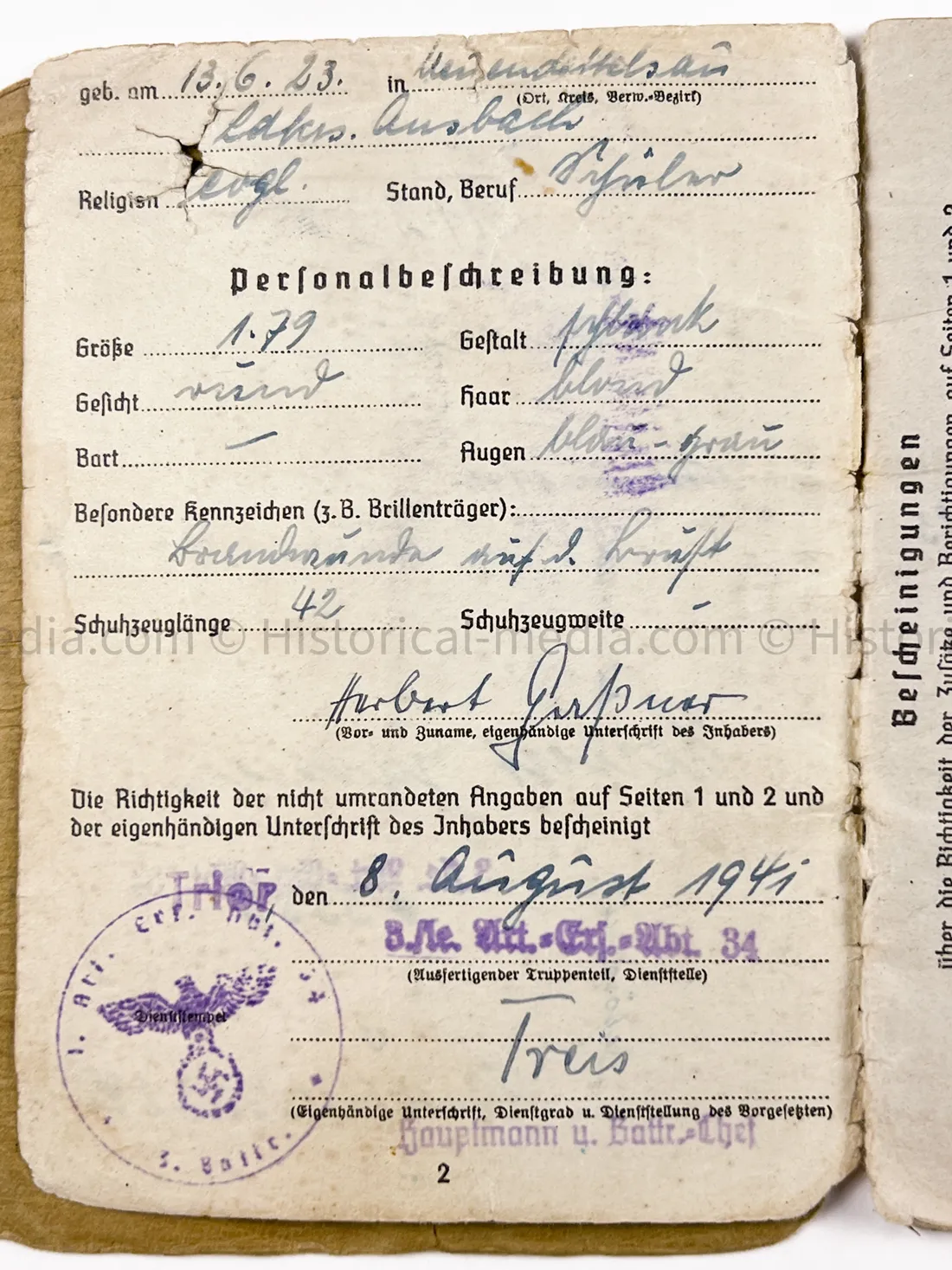 HEER OFFICER SOLDBUCH & AWARD DOCUMENT GROUPING - STURMGESCHÜTZ BATTERIE 667 - GOLD WOUND BADGE
