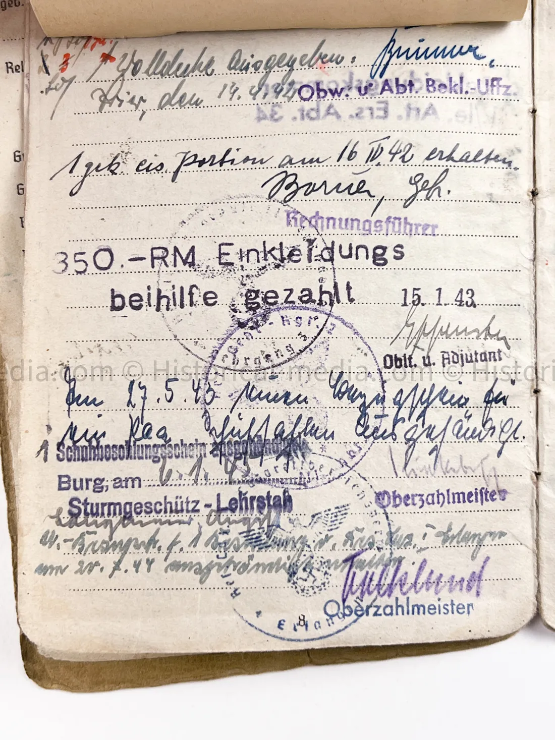 HEER OFFICER SOLDBUCH & AWARD DOCUMENT GROUPING - STURMGESCHÜTZ BATTERIE 667 - GOLD WOUND BADGE