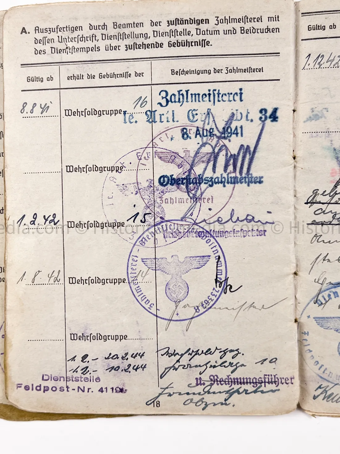 HEER OFFICER SOLDBUCH & AWARD DOCUMENT GROUPING - STURMGESCHÜTZ BATTERIE 667 - GOLD WOUND BADGE