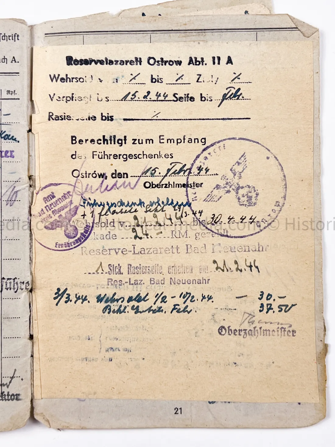HEER OFFICER SOLDBUCH & AWARD DOCUMENT GROUPING - STURMGESCHÜTZ BATTERIE 667 - GOLD WOUND BADGE
