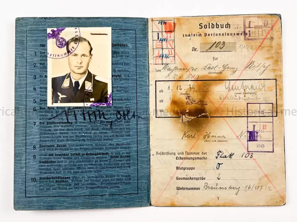 LUFTWAFFE OFFICER SOLDBUCH - FLAK ABTEILUNG Z.B.V. DANZIG - DANZIG KREUZ!