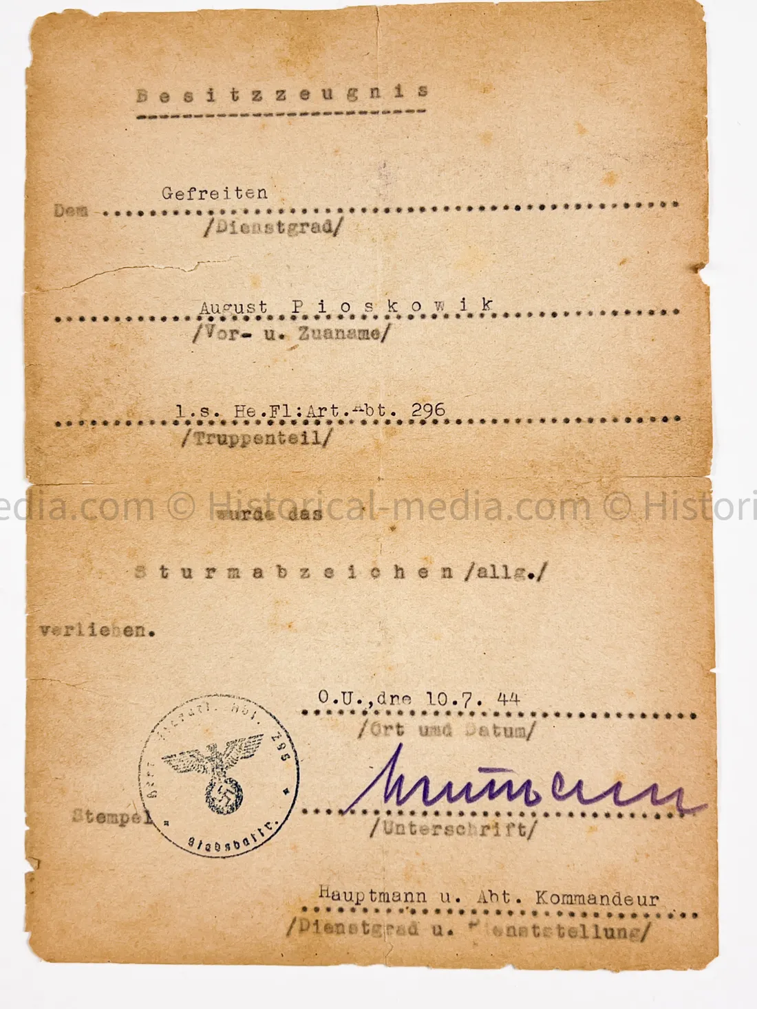 HEER SOLDBUCH & AWARD DOCUMENT GROUPING - HEERES FLAK - 7. PANZER DIVISION - KURLAND