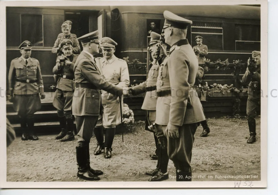 GERMAN POSTCARD PHOTO - HITLER - ARMISTICE AT COMPIEGNE 1940