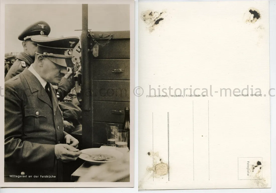 POSTCARD PHOTO - HITLER EATING MEAL AT A FIELD KITCHEN