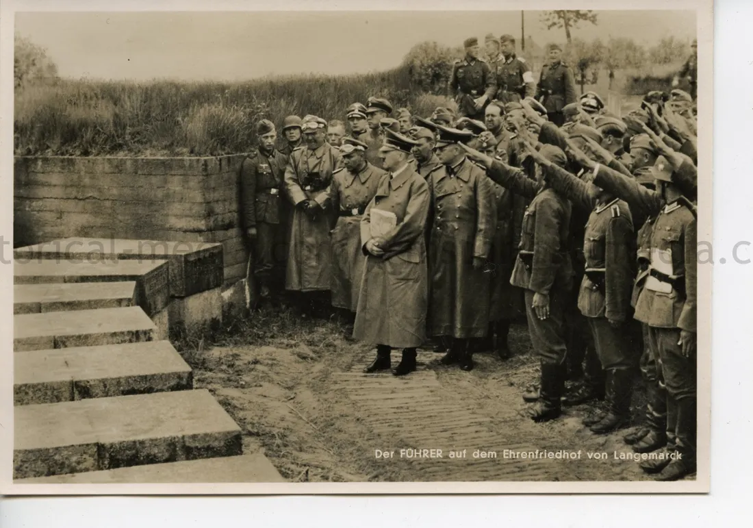 POSTCARD PHOTO - HITLER VISITS MEMORIAL AT LANGEMARCK