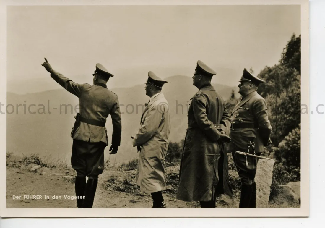 POSTCARD PHOTO - HITLER & GENERALS IN VOGESEN - 1940