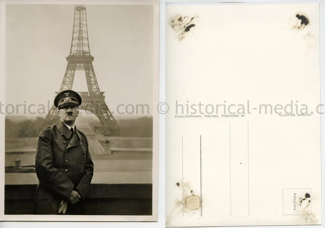 POSTCARD PHOTO - HITLER & GENERALS POSES BY EIFFEL TOWER PARIS - 1940 - ICONIC IMAGE