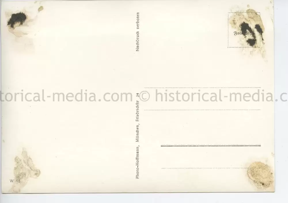 POSTCARD PHOTO - HITLER & GENERALS VISIT PARIS MONTMARTE 1940