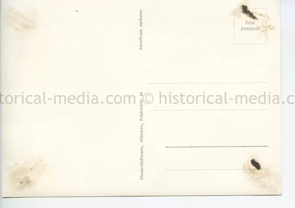 POSTCARD PHOTO - HITLER & GENERALS FLUGPLATZ LE BOURGET - PARIS 1940