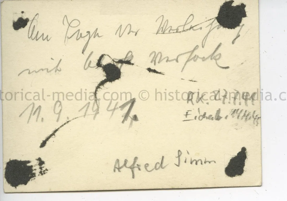 KNIGHTS CROSS CEREMONY IN THE FIELD - ALFRED SIMM - OAKLEAVES WINNER - INFANTERIE-REGIMENT 31, 24. INFANTERIE-DIVISION