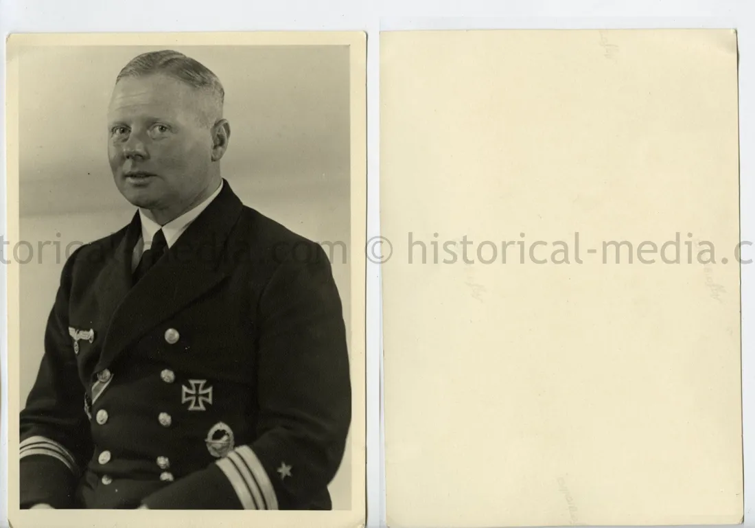 STUDIO PORTRAIT PHOTO - KRIEGSMARINE OFFICER - DESTROYER BADGE