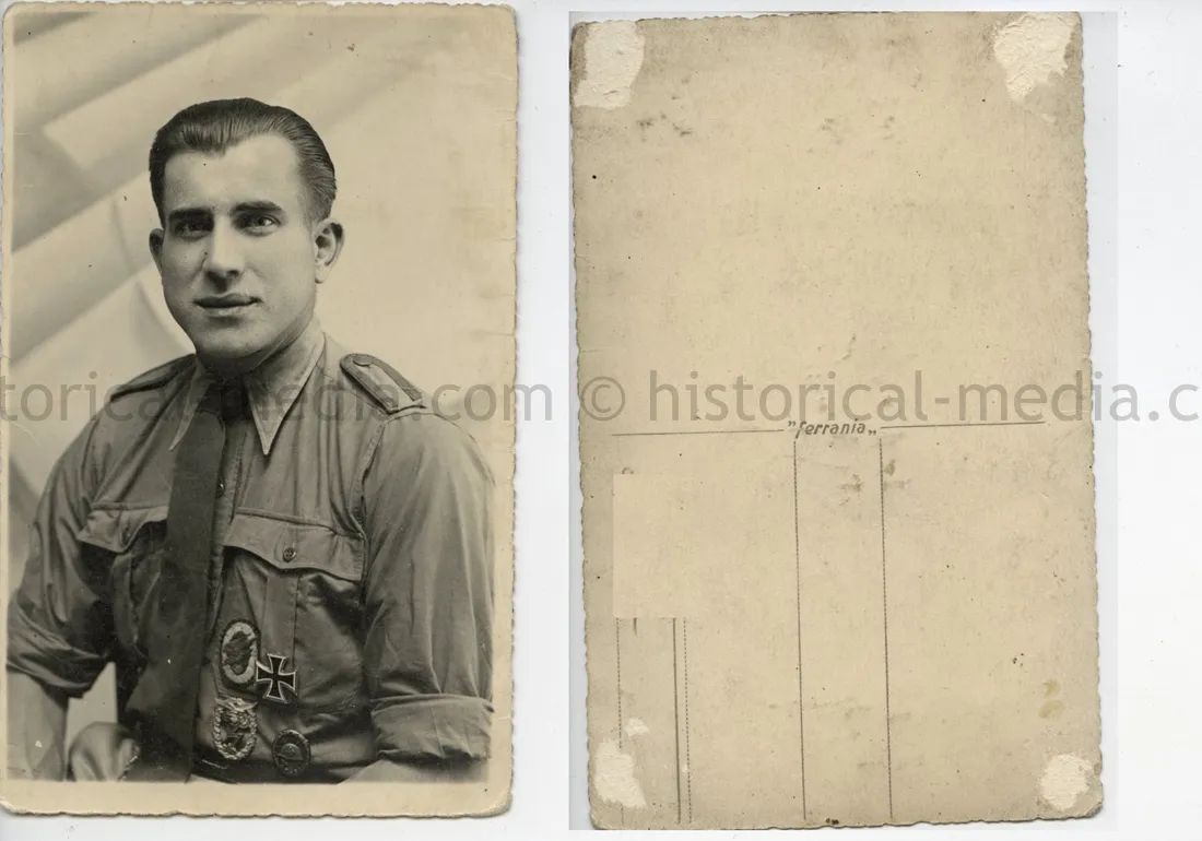 STUDIO PORTRAIT PHOTO - FALLSCHIRMJAEGER BADGE, EK1 ++ ITALY