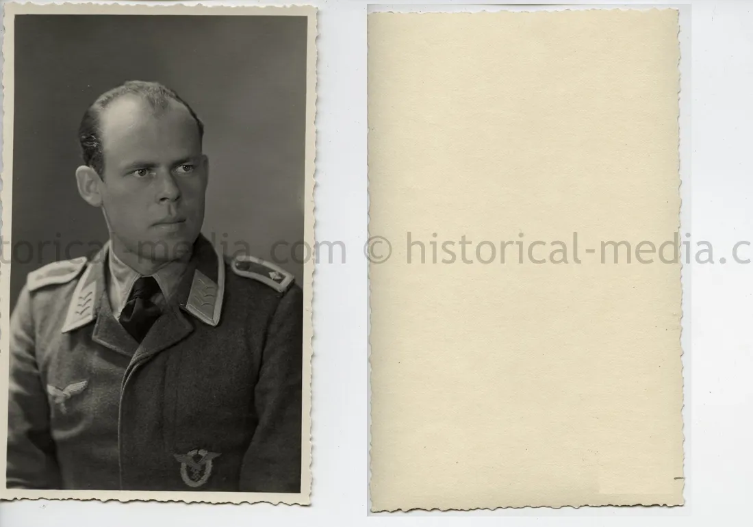 STUDIO PORTRAIT PHOTO - PILOT