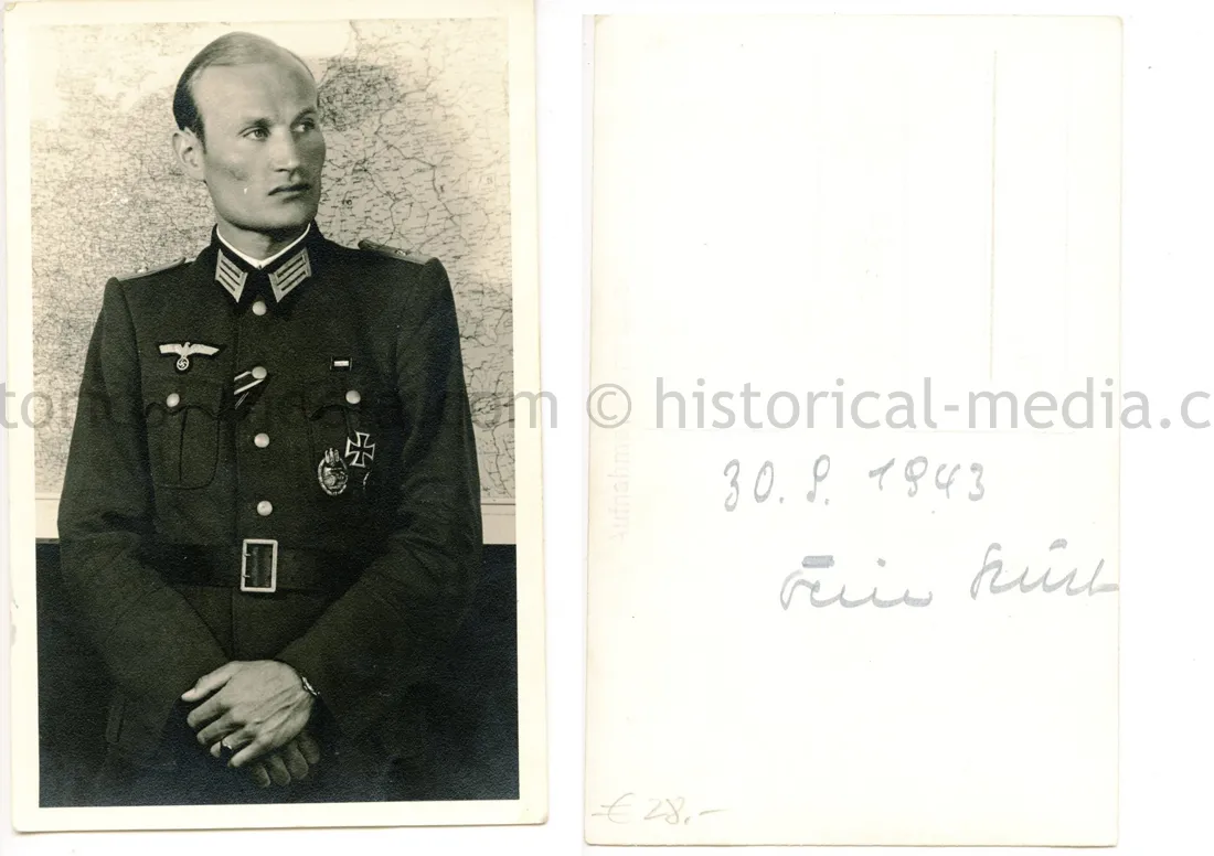 FIELD PORTRAIT PHOTO - PANZER OFFICER