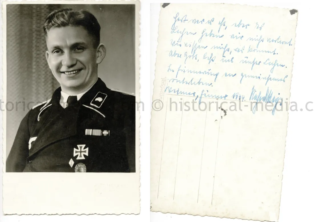 STUDIO PORTRAIT PHOTO - PANZER WRAP TUNIC & EK1 - 1944
