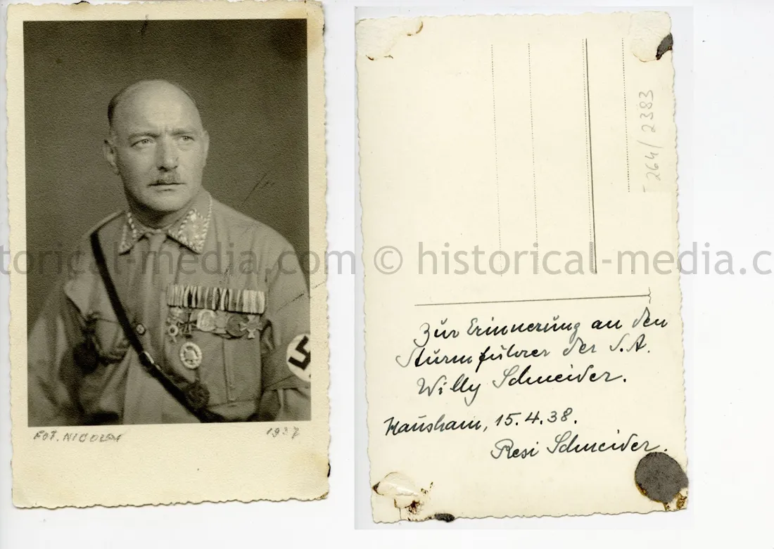 STUDIO PORTRAIT PHOTO - SA MAN WEARING HUGE MEDAL BAR! - NAMED