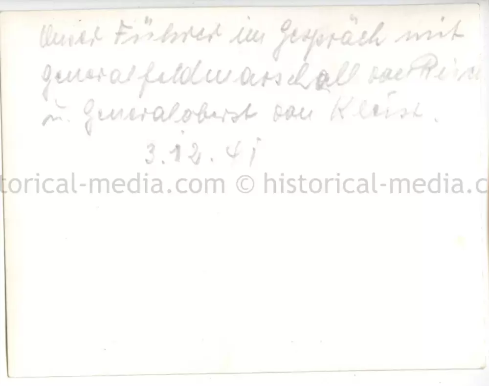 ORIGINAL PRIVATE PHOTO OF HITLER CONFERRING WITH VON KLEIST - DECEMBER 3, 1941