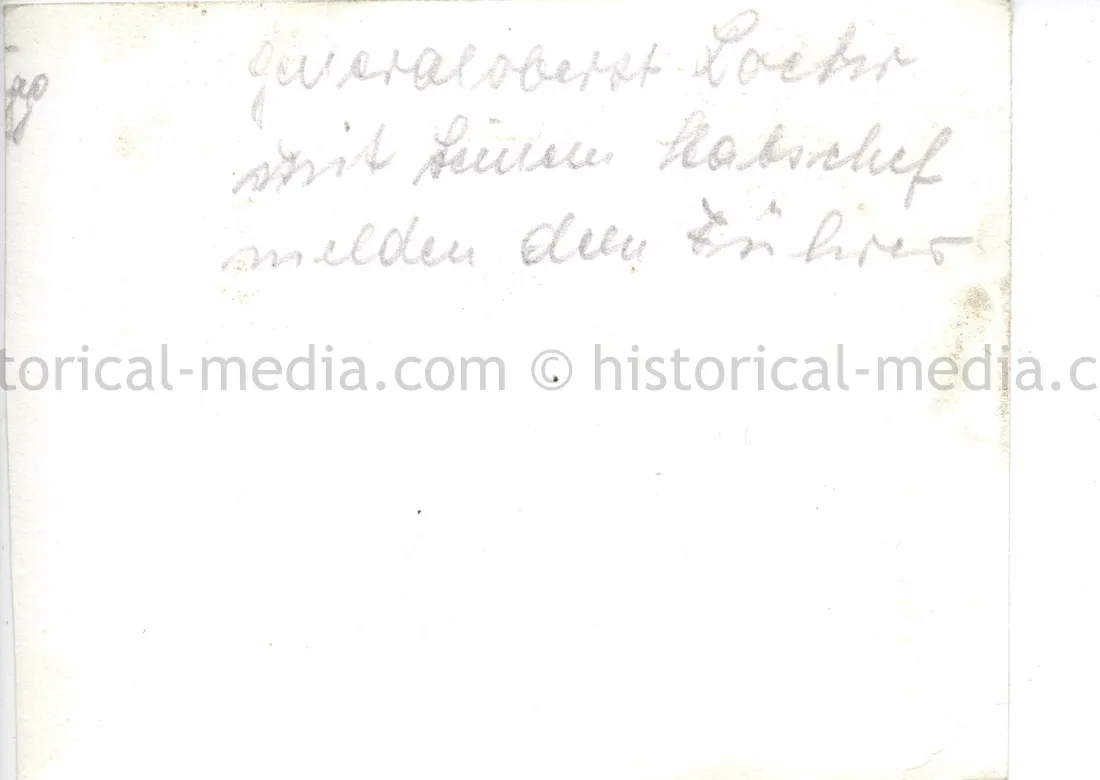 ORIGINAL PRIVATE PHOTO OF HITLER CONFERRING WITH OFFICERS IN THE FIELD