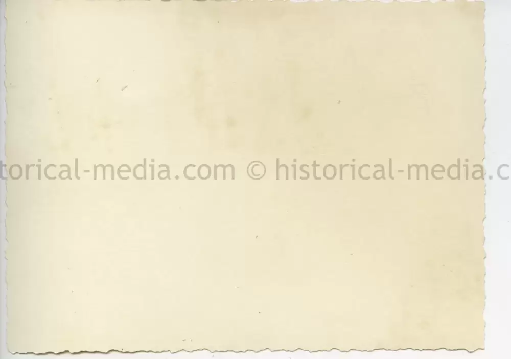 ORIGINAL PRIVATE PHOTO OF HITLER AND GENERALS IN THE FIELD