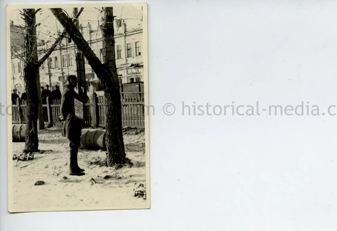 GERMAN SOLDIER PHOTO OF HANGED PARTISANS + NOTICE SIGN
