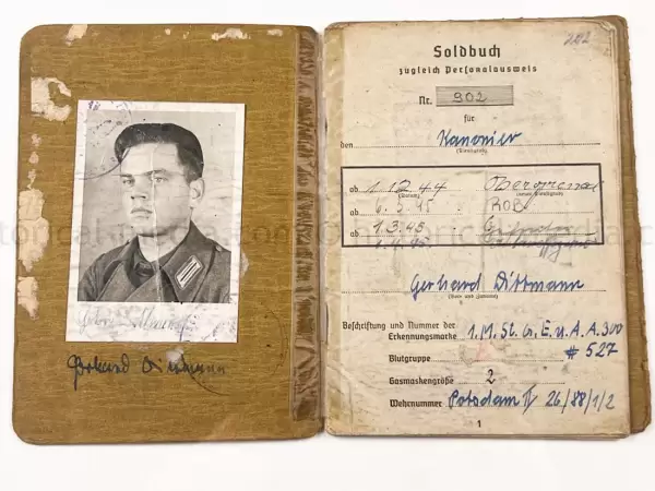SOLDBUCH - STURMGSCHÜTZ ERS. u. AUSB. ABT. 300