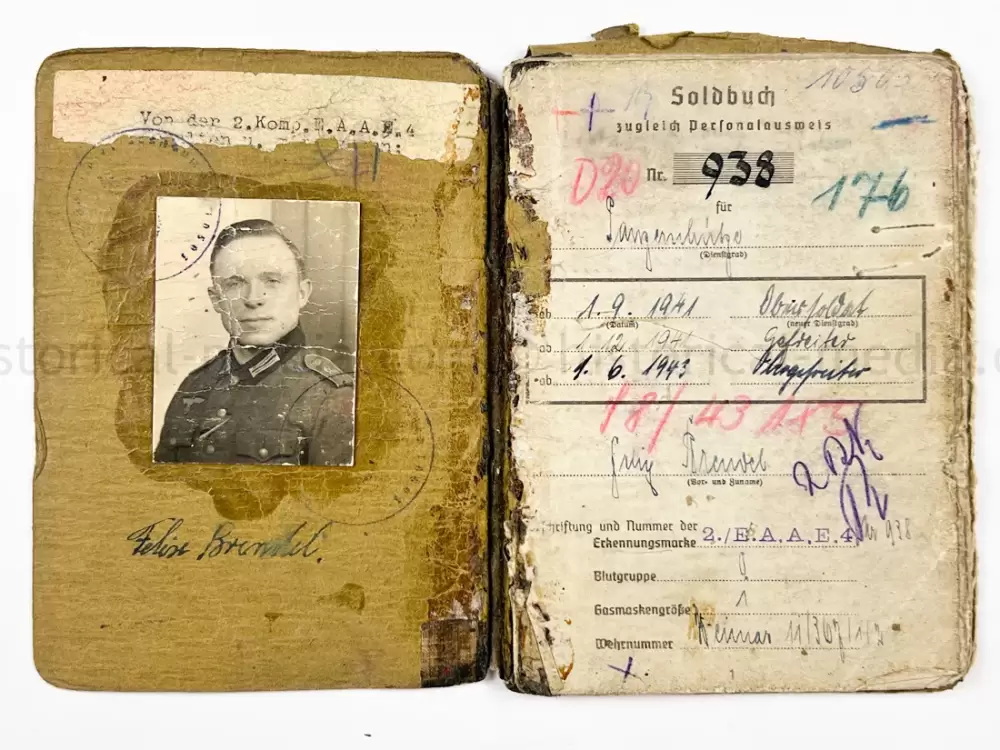 SOLDBUCH - PANZER AUFKLARUNGS ABTEILUNG "GROSSDEUTSCHLAND"