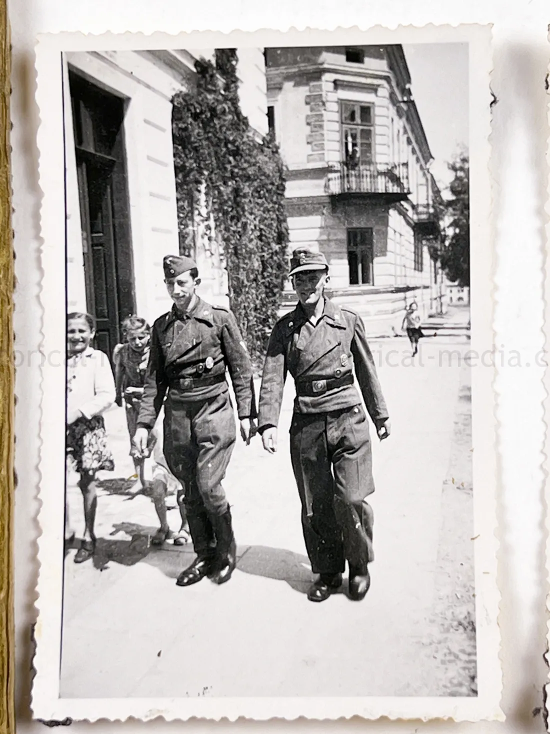 SOLDBUCH - PANZER JÄGER ABTEILUNG 43 - 8. PANZER DIVISION