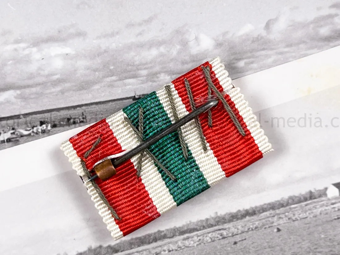 SOLDBUCH + ID TAG + PHOTOS + RIBBON - GRENADIER REGIMENT 677 - MEMEL CAMPAIGN MEDAL