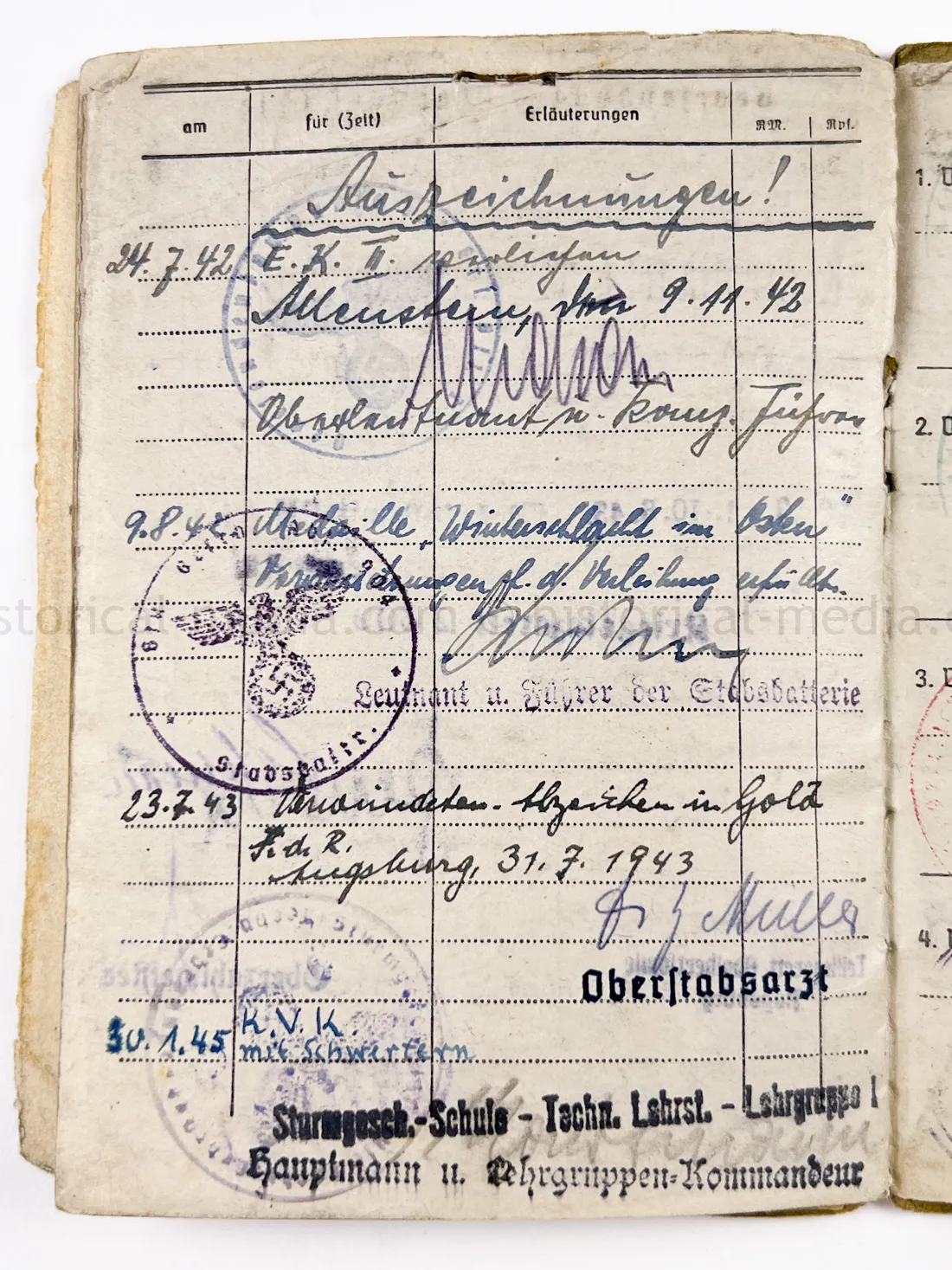 SOLDBUCH & DOCUMENT GROUPING - STURMGESCHÜTZ ABTEILUNG 904 - GOLD WOUND BADGE
