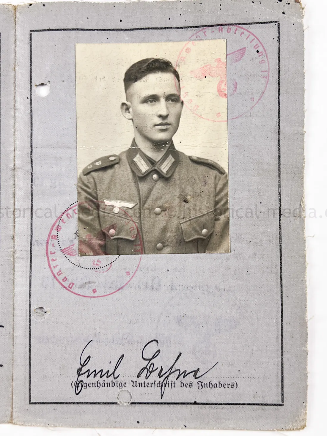 SOLDBUCH & DOCUMENT GROUPING - STURMGESCHÜTZ ABTEILUNG 904 - GOLD WOUND BADGE
