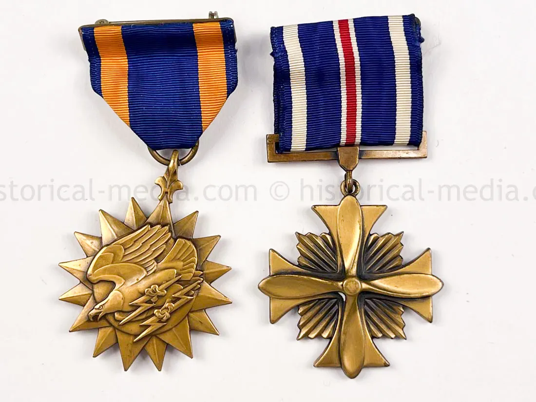 US WWII DFC & AIR MEDAL GROUPING - LT. CHARLES A. HUGGINS - 94th BOMB GROUP