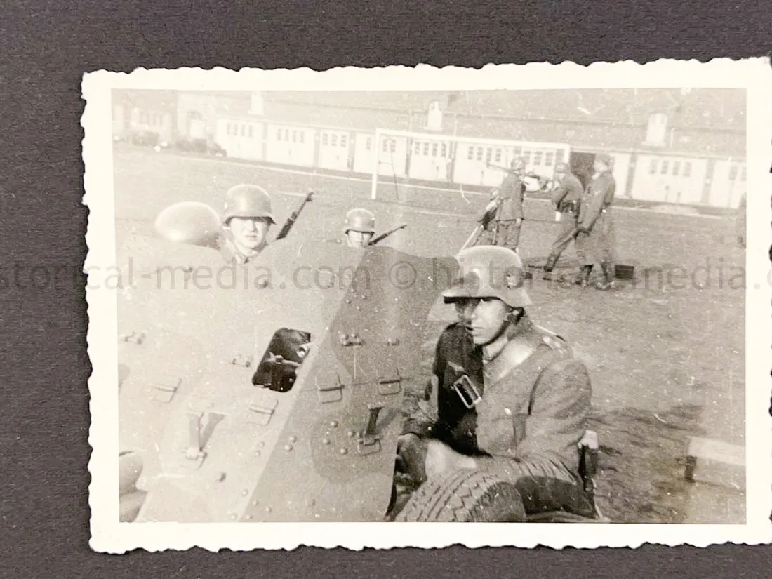GERMAN ARMY PHOTO ALBUM - SUDETENLAND CAMPAIGN - NICE!