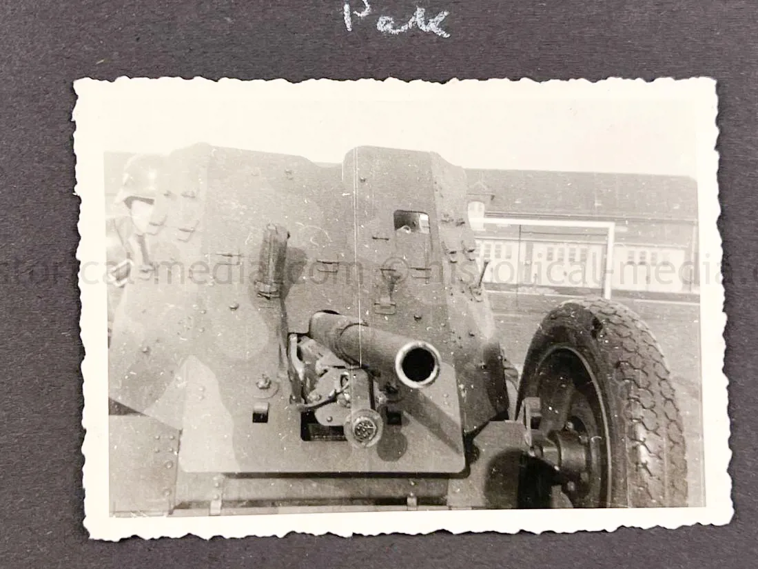 GERMAN ARMY PHOTO ALBUM - SUDETENLAND CAMPAIGN - NICE!