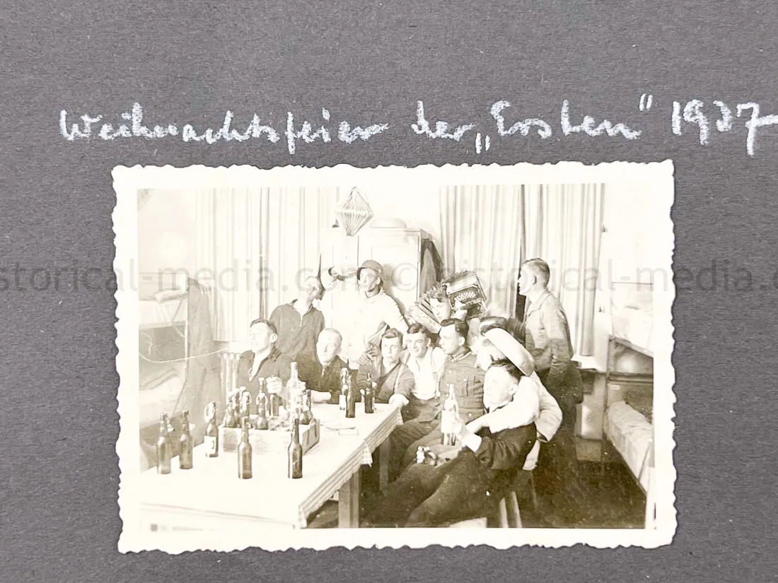 GERMAN ARMY PHOTO ALBUM - SUDETENLAND CAMPAIGN - NICE!