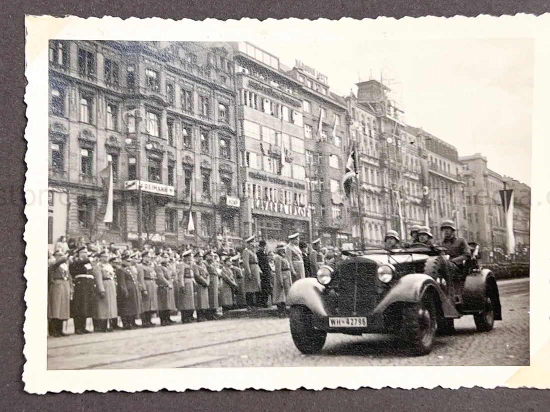 GERMAN ARMY PHOTO ALBUM - SUDETENLAND CAMPAIGN - NICE!