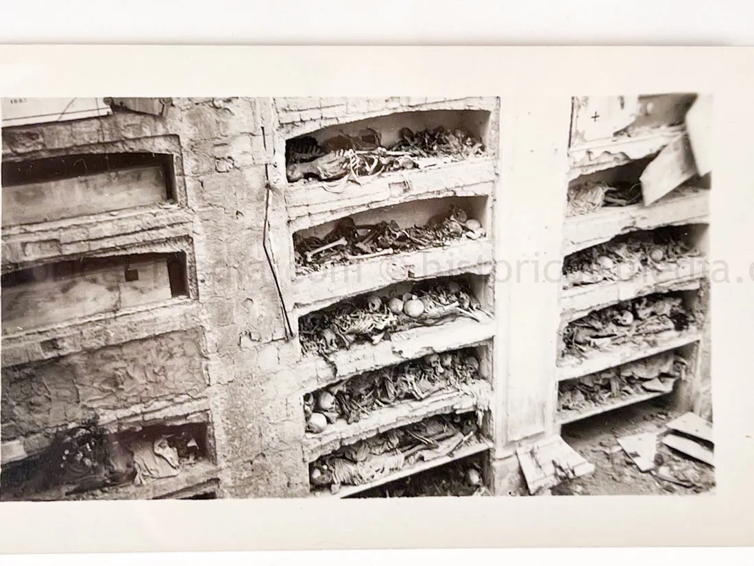 US GI WWII PHOTO GROUPING - BUCHENWALD CONCENTRATION CAMP, MUSSOLINI, AIRCRAFT, TANKS