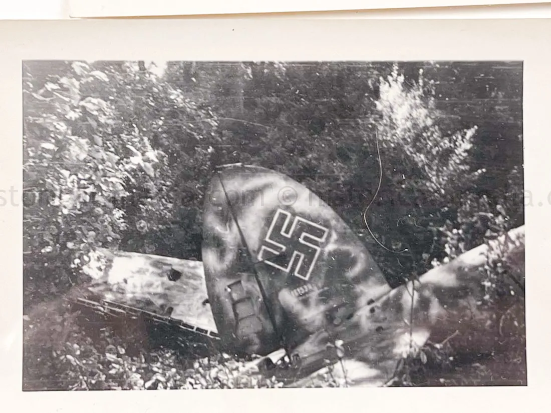 US GI WWII PHOTO GROUPING - BUCHENWALD CONCENTRATION CAMP, MUSSOLINI, AIRCRAFT, TANKS