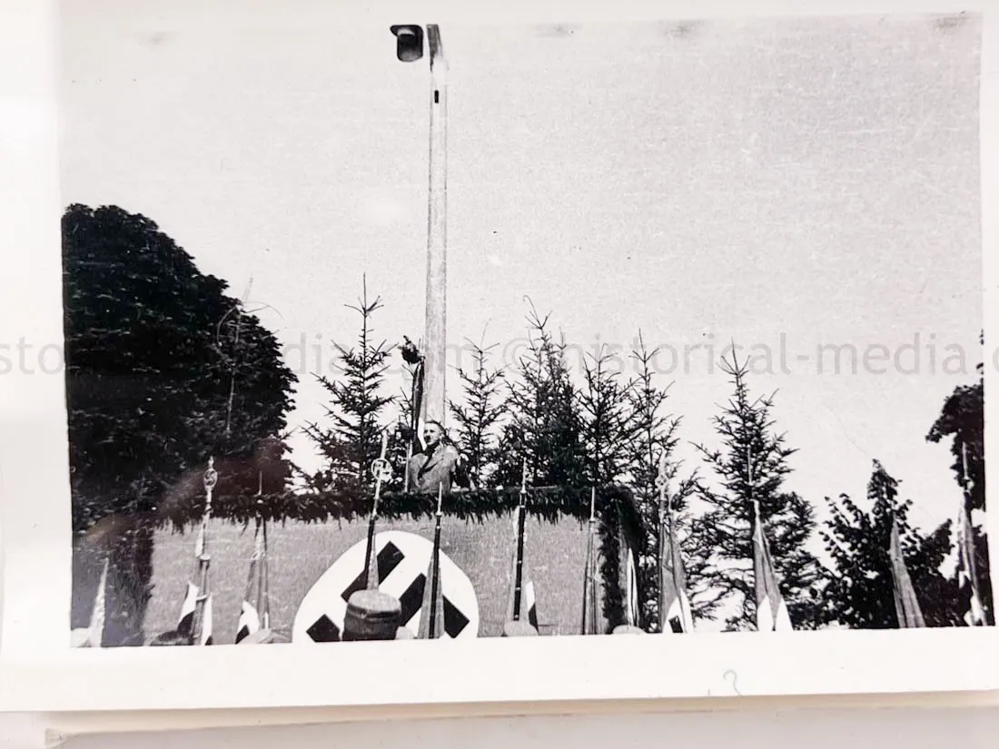 US GI WWII PHOTO GROUPING - BUCHENWALD CONCENTRATION CAMP, MUSSOLINI, AIRCRAFT, TANKS