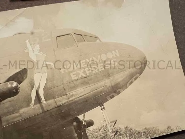 EXTENSIVE US WWII AIR CORPS A-2 GROUPING - MAJOR - 317TH TROOP CARRIER GROUP