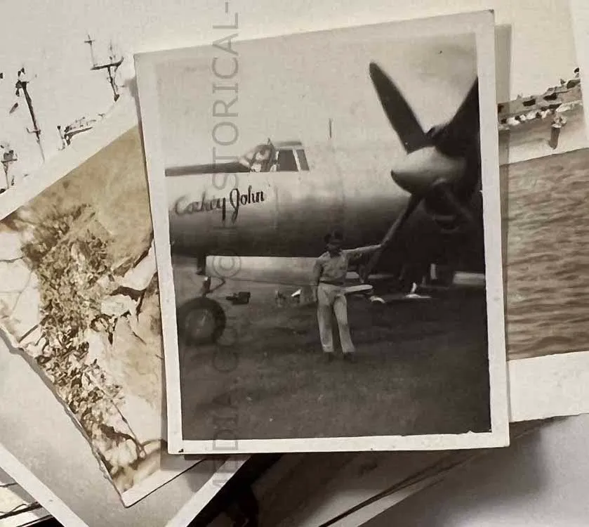 EXTENSIVE US WWII AIR CORPS A-2 GROUPING - MAJOR - 317TH TROOP CARRIER GROUP