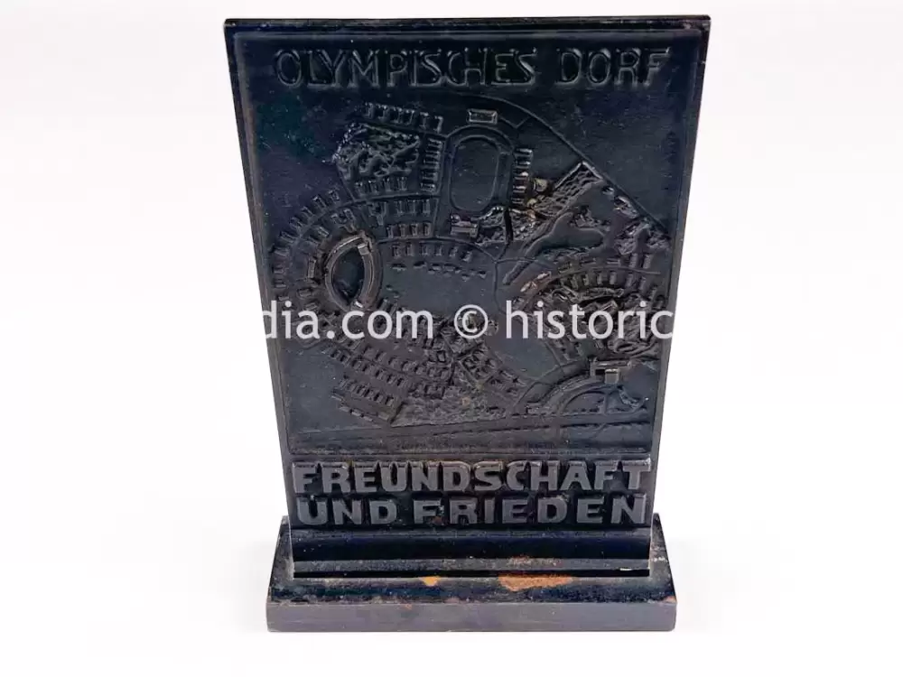 1936 BERLIN OLYMPICS PAPERWEIGHT FROM OLYMPIC VILLAGE