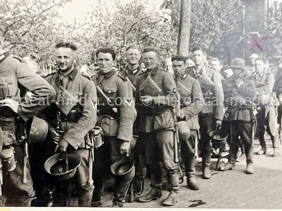 GERMAN ARMY PHOTO ALBUM - FRANCE CAMPAIGN - BELGIUM + OBERSALZBURG - BERGHOF