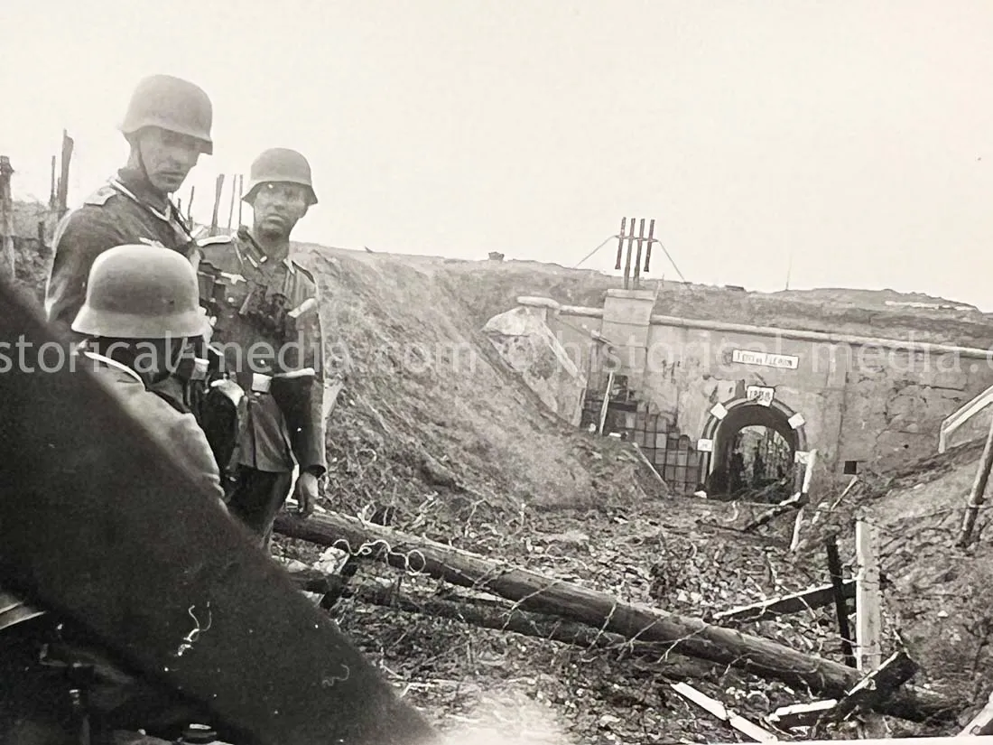 GERMAN ARMY PHOTO ALBUM - FRANCE CAMPAIGN - BELGIUM + OBERSALZBURG - BERGHOF
