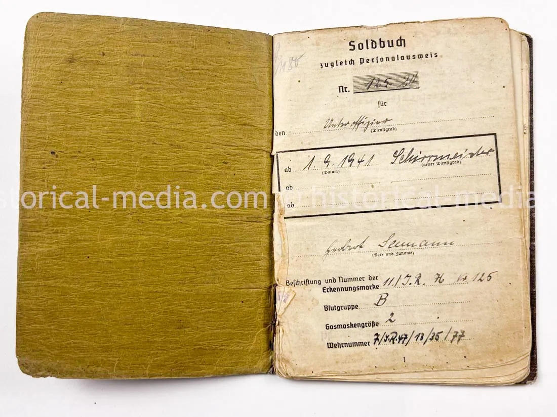 GERMAN ARMY SOLDBUCH & PHOTO ALBUM GROUPING - 21. PANZER DIVISION - AFRIKAKORPS