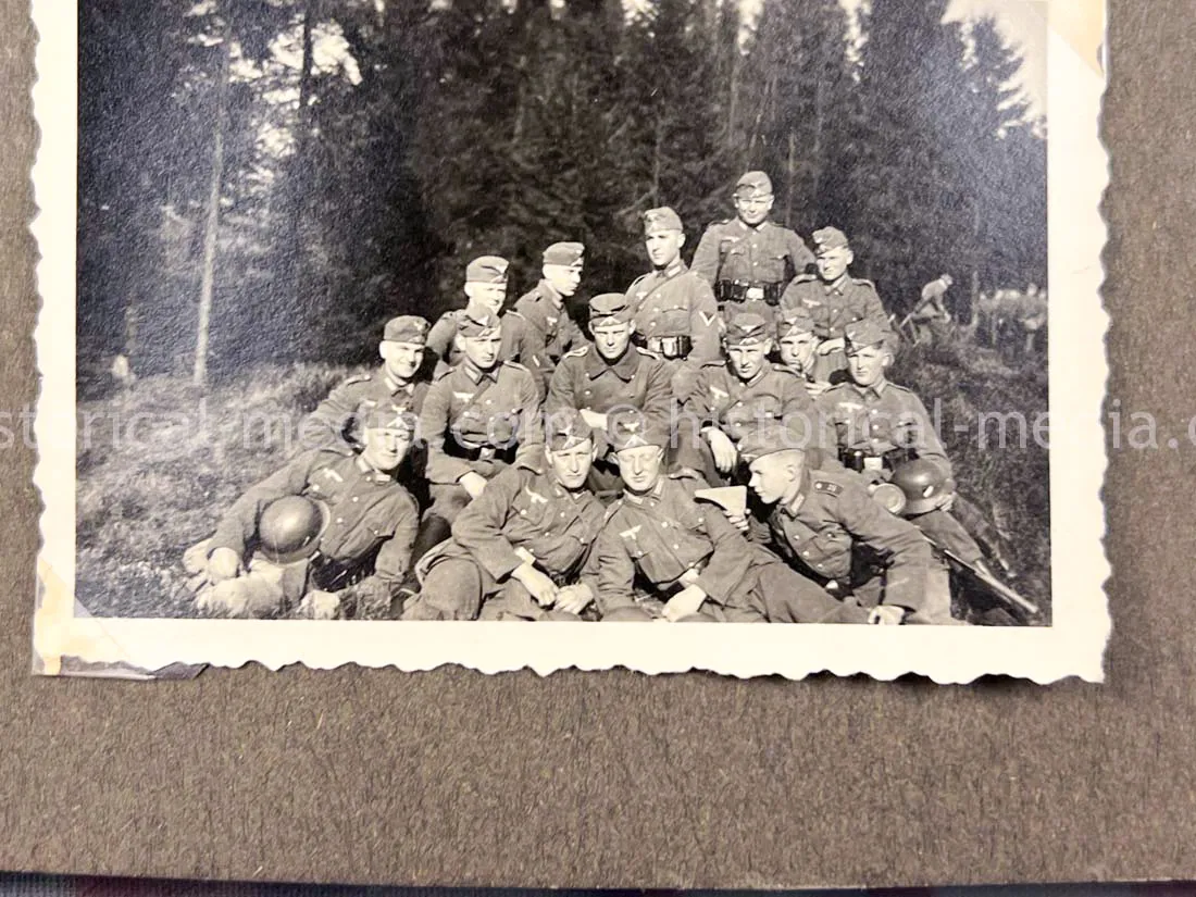 GERMAN ARMY SOLDBUCH & PHOTO ALBUM GROUPING - 21. PANZER DIVISION - AFRIKAKORPS