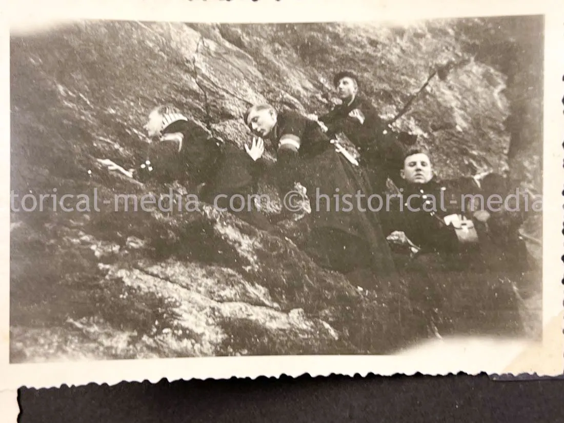 HITLER JUGEND FÜHRER PHOTO ALBUM - REICHSFINANZSCHULE PÖRTSCHACH - RARE!