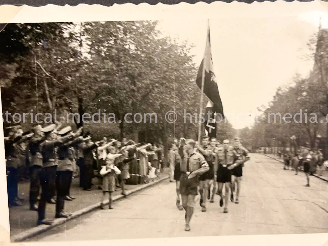 HITLER JUGEND PHOTO ALBUM - REICHSFINANZSCHULE LEITMERITZ (SUDETENLAND)