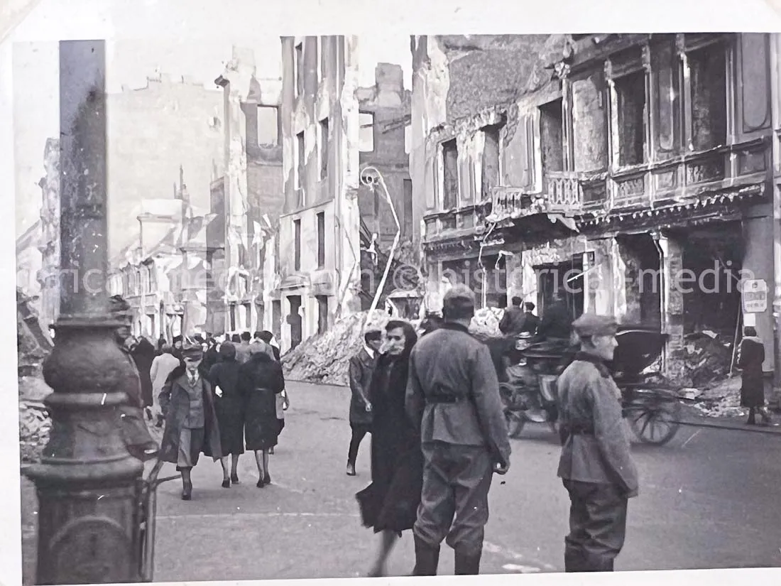 GERMAN ARMY PHOTO ALBUM - HITLER PHOTOS - SUDETENLAND, POLAND, WARSAW GHETTO - TOP!