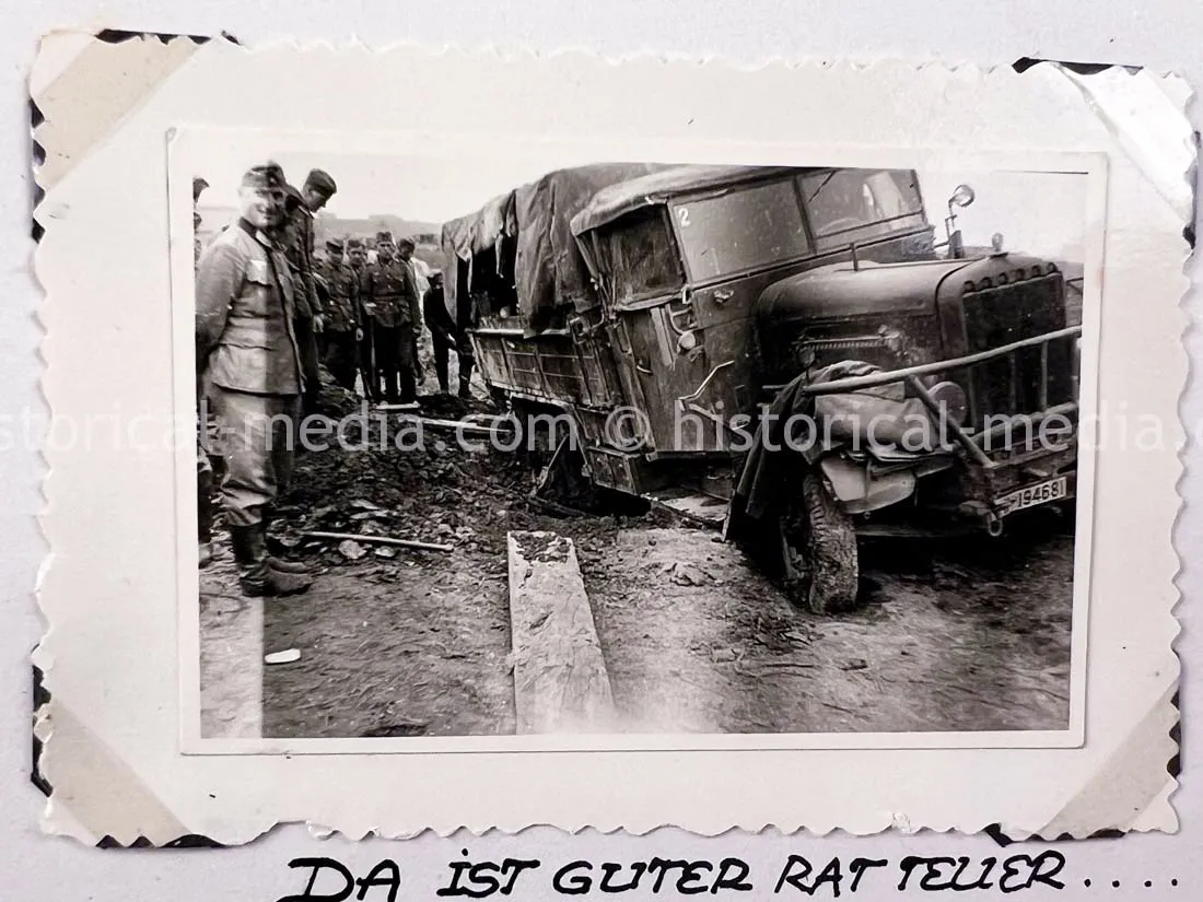 GERMAN ARMY PHOTO ALBUM - 23. PANZER DIVISION - POLAND & RUSSIA CAMPAIGN - ZAMOSC GHETTO - NICE!
